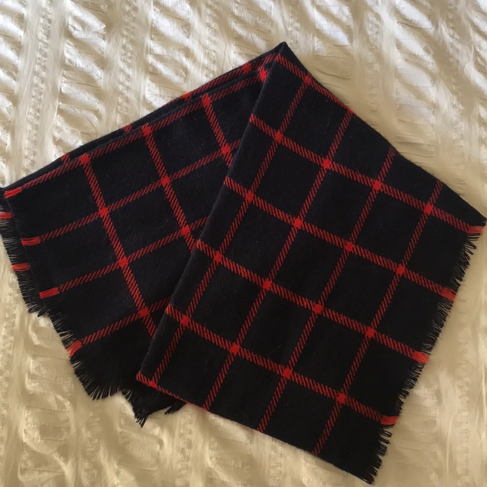 Plaid blanket scarf